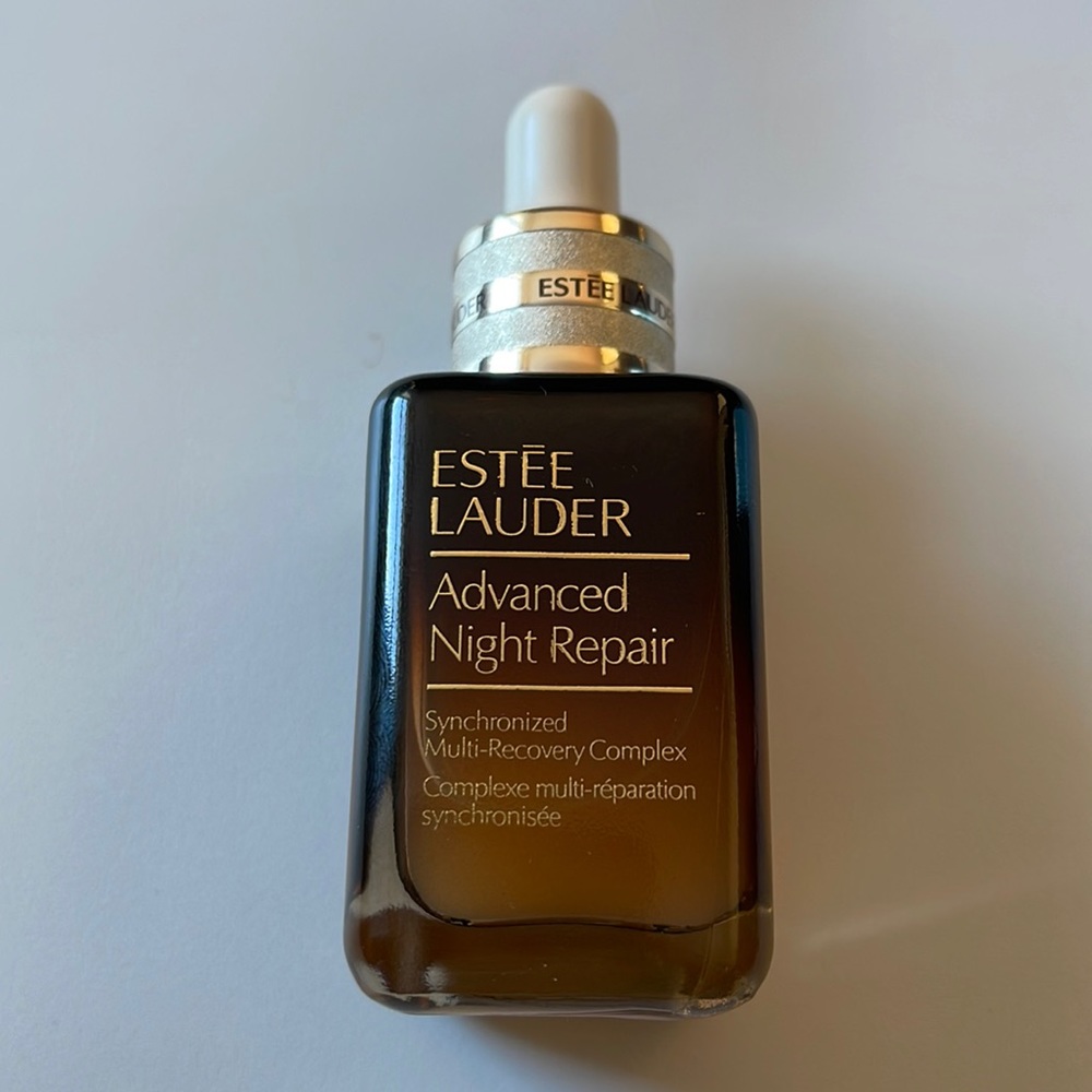 Estée Lauder advanced night repair 1 fl.oz. New without box